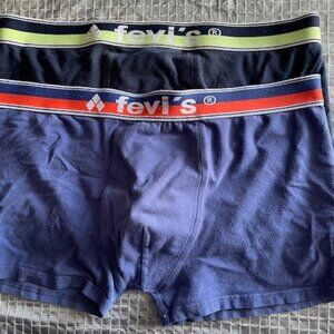 Fevi’s 2 boxer briefs size XL